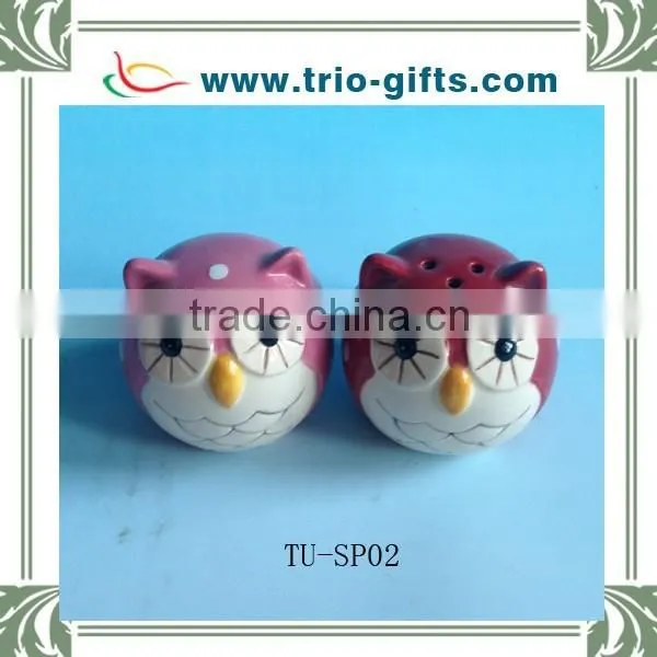 ceramic turtle salt and pepper set holder
