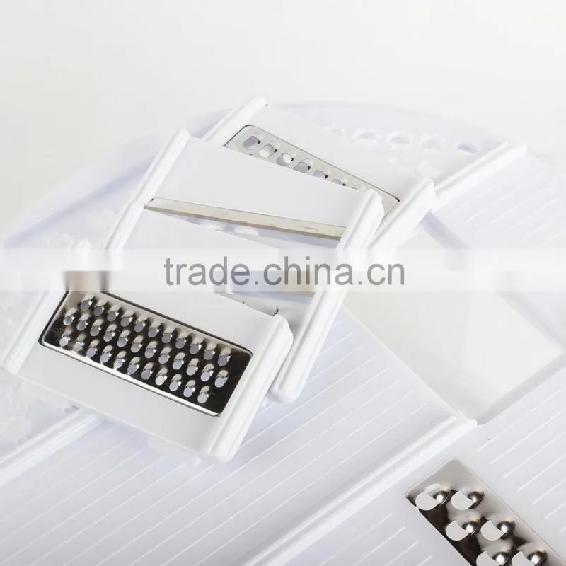 Hot selling Multifunction Hand-Powered Food Chopper/ Mincer / Blender to Chop Fruits, Vegetables, Nuts, Herbs, Onions, Garlics