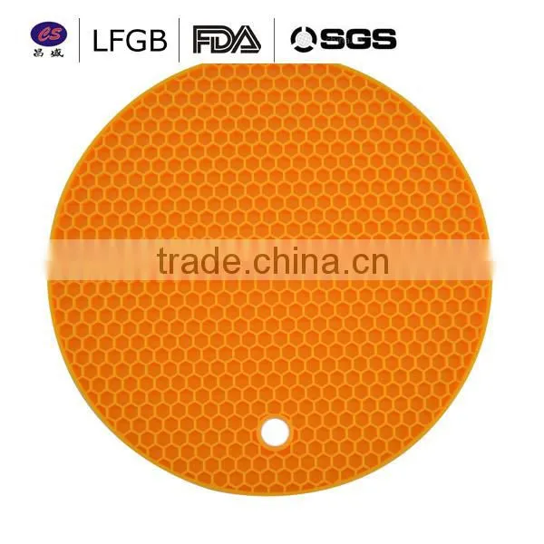 Top quality heat resistant round shape sllicone insulation mat with FDA / LFGB