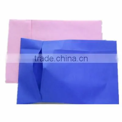 Disposable nonwoven medical pillow case cover