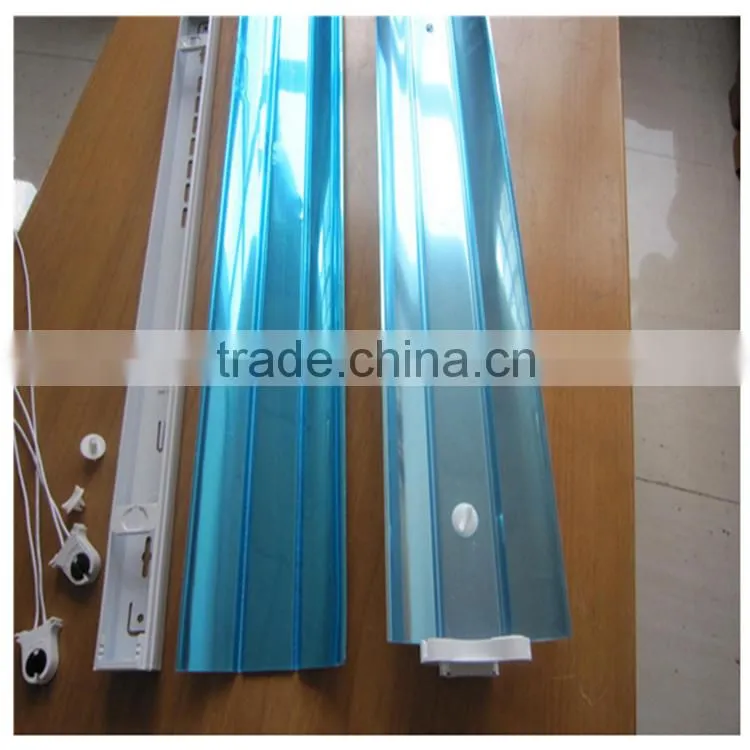 T8 batten fitting with led tube