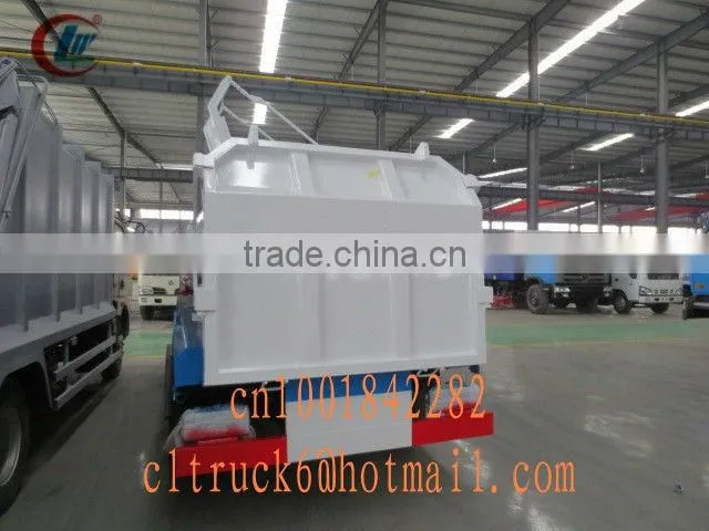 Dongfeng 4CBM-5CBM 4*2 side loading compressible garbage truck