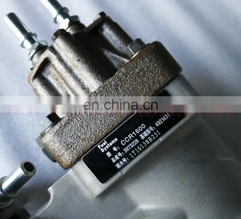 Construction machinery diesel engine parts fuel injection pump 3973228 5311171 4902732 6745-71-1170 ISLe