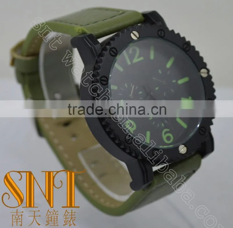 Vogue Spray Black Dial With Green Number Quartz Watch With For Man