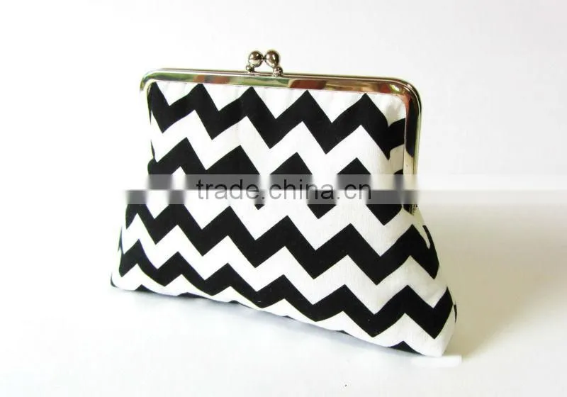 Beautiful pattern pringting fastener seal polyester cosmetic bag