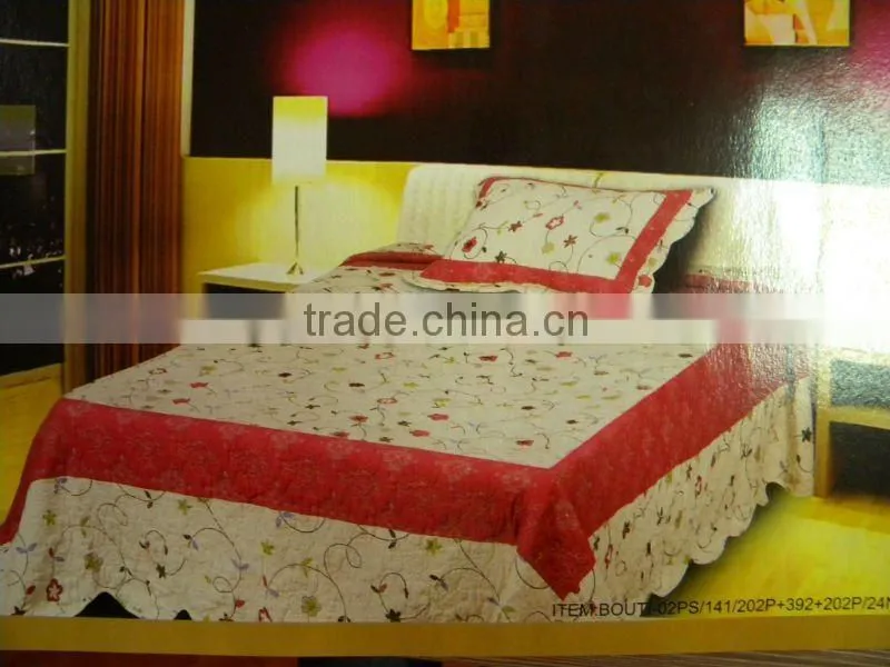 100% Cotton Printed Patchwork Quilts/Comforter/Pillowcase with Poly Filling