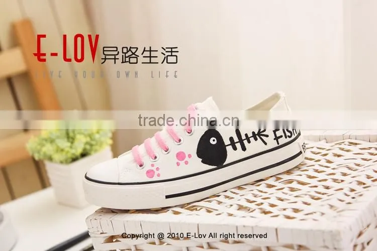 Hot sales high quality new style custom fabric print shoes