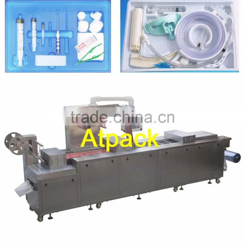Disposable syringe sealing and packing machine