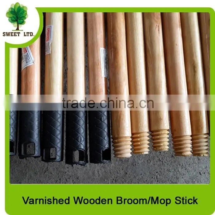 2.2*120cm varnished wooden brush handle with plastic cap from china supplier