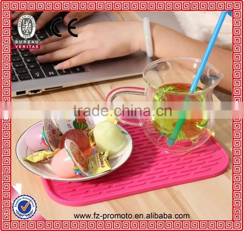 Jelly Color Cute Cartoon Coasters Creative Skid Insulation Silica Gel Silicone Round Heat Insulation Pad Antiskid Cup Mat