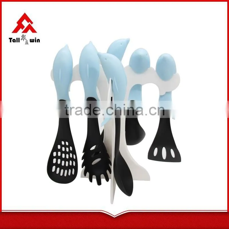 Top Selling Colorful Nylon kitchen tools and utensils and their uses