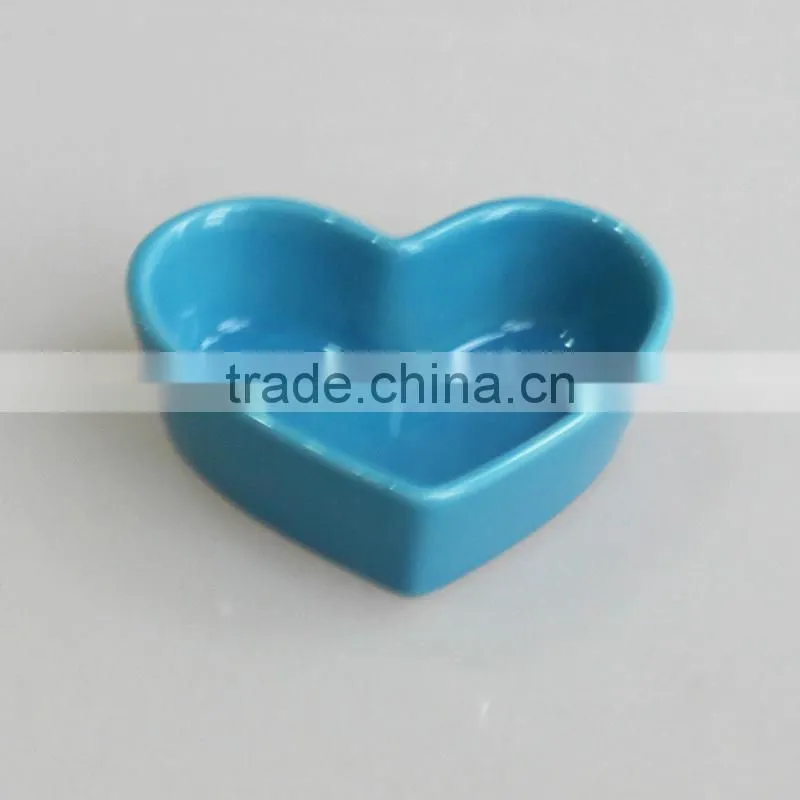 Set of 4 red color heart shaped ceramic tapas dishes