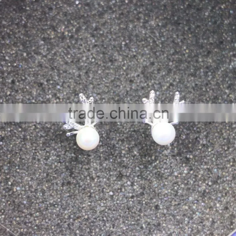 Factory wholesale customized elk pearl earring stup for Christmas