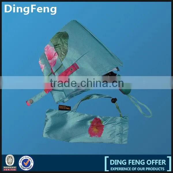 Wholesale hot sale 3 foldable travel sun umbrella in the world