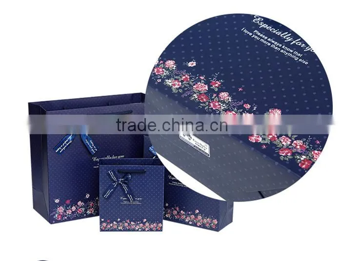 Fashion design customize paper gift bag