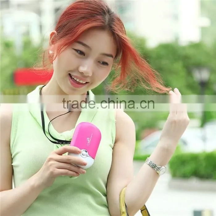 Mini Portable Handheld Rechargeable Bladeless Fan Air Conditioner Fan For Sports Cooling