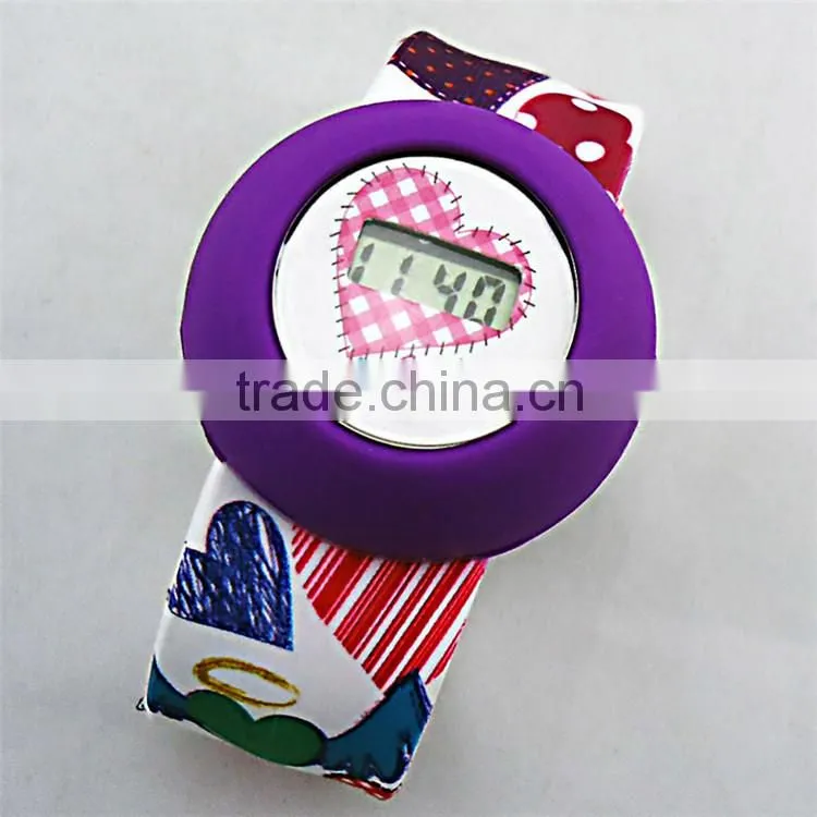 Coloured drawing on strap for silicone slap watches
