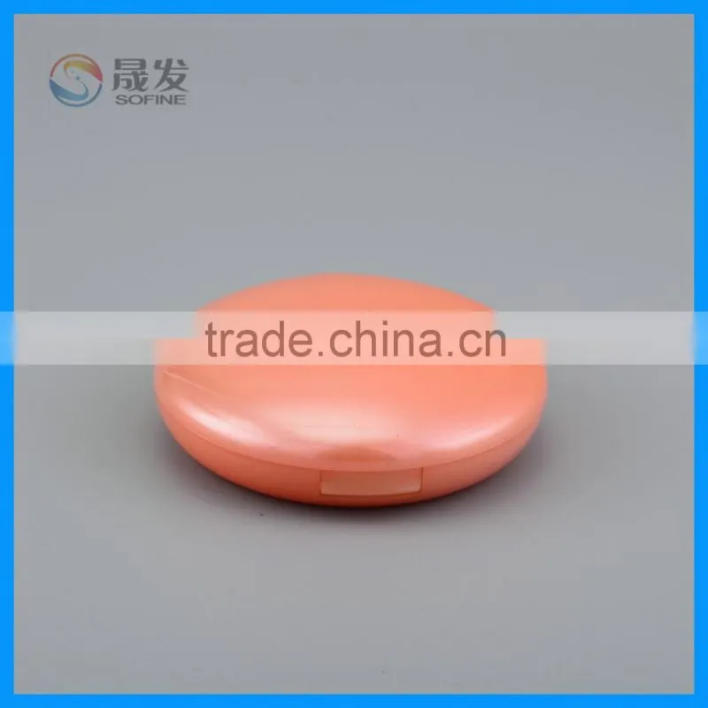 Empty cosmetic blush compact powder case