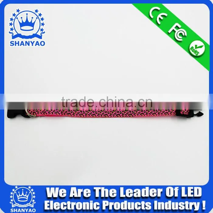 2015 Hot Selling Christmas LED Plastic Dog Collar With Leopard