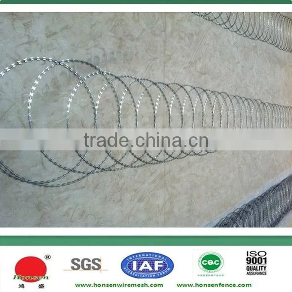 Good quality big discount razor wire prison fence