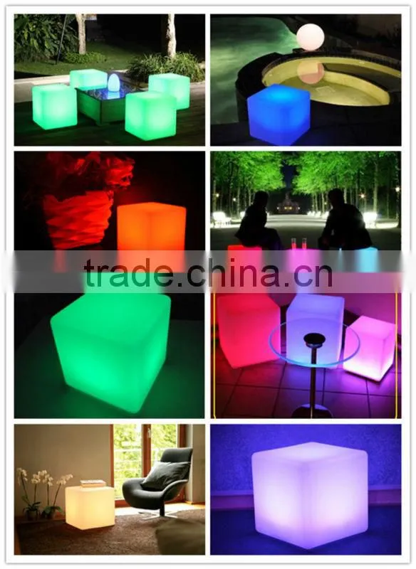 Newly energy saving solar-powered growing lighting 3D LED cube with 16 colors change