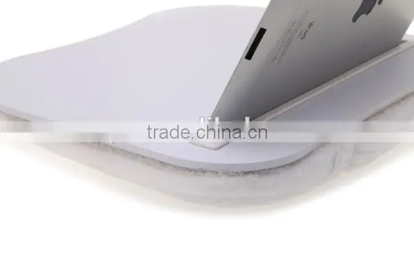 New design portable padded ipad holder in bed