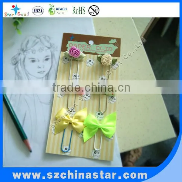 printing card with colorful paper clip