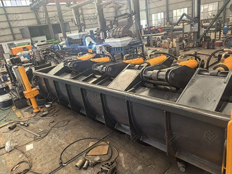 car baling machine C2