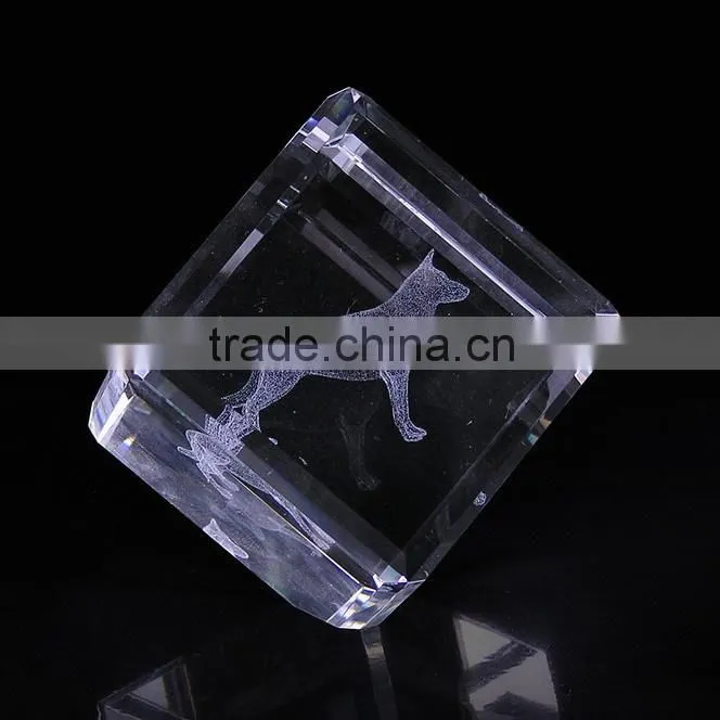 Smooth edge cubes for art shows