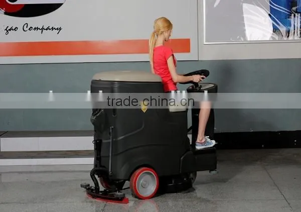 Ride on floor scrubber with be used in public area