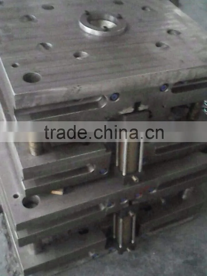 BABY PRODUCTS/BATH/PLASTIC PRODUCTS/MOULDS PLASTIC/DOUBLE COLOR MOLDING/EQUIPMENTS/THERMOSPLASTIC