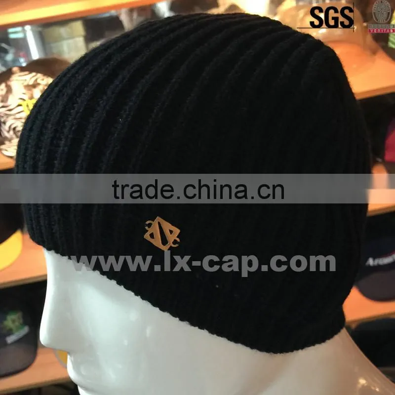 Fashion Warmer knitted beanie hat with pom