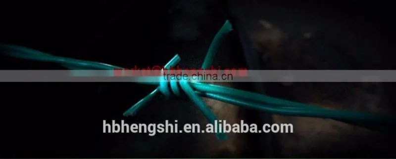 China wholesale Alibaba fence top barbed wire/barbed wire manufacturers