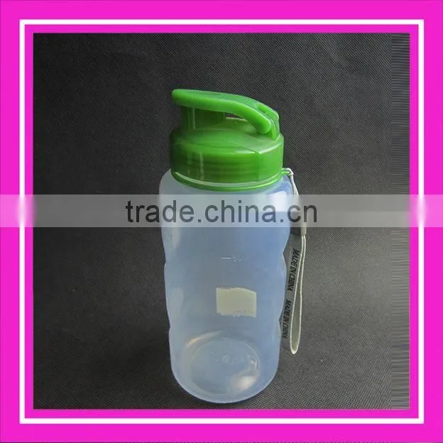 2014 new style plastic shaker bottle