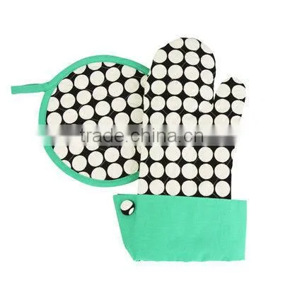 Oven Mitt & Hot Pad set stocklots