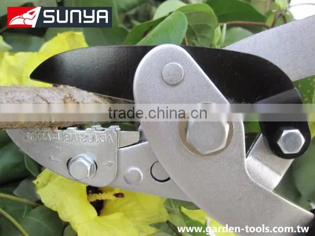 Compound action anvil steel lopper