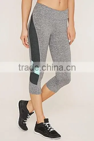 Contrast color mesh motion render 7 minutes of pants