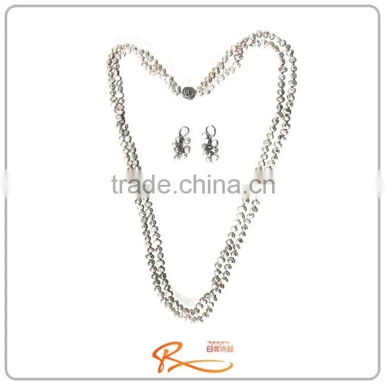 Unique style good market women popular fashion popular fashion multi charm necklace