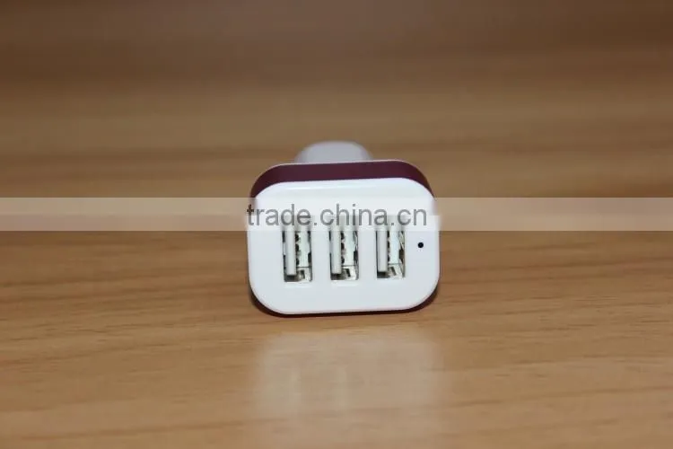 wholesale in Electronic market 3 ports 12V/24V 5V 2.1A /1A usb car charger manufacturers with CE FCC Rohs