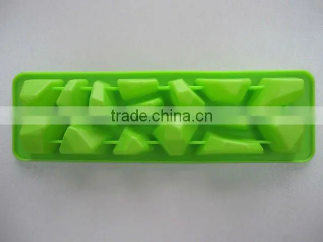 rock shape ice cube tray