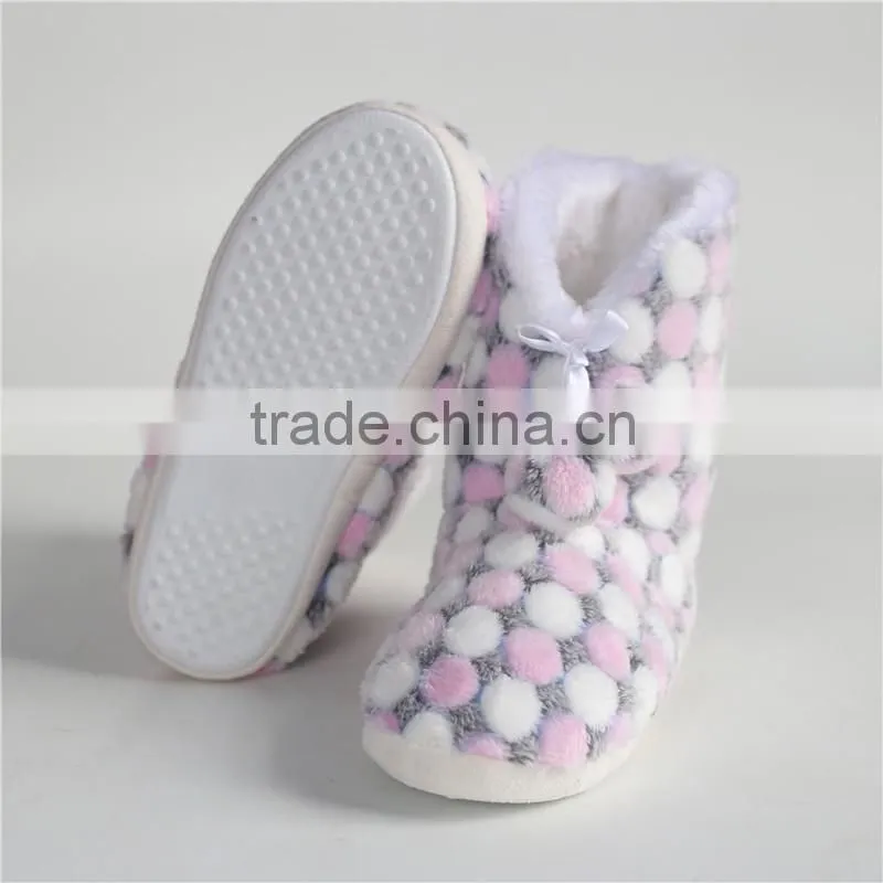 Ladies slipper boot