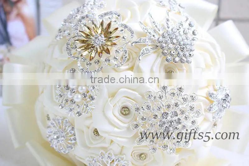 Graceful Wedding Bouquet Handmade Roses Bow Knot Wedding Flowers