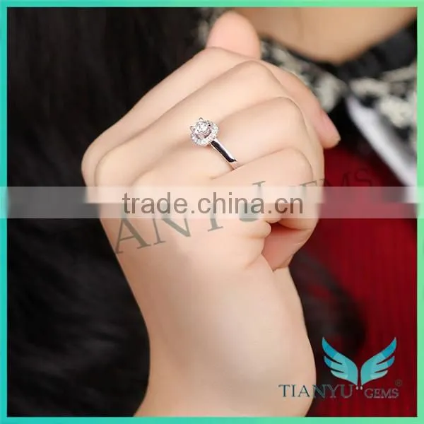 925 Sterling Sliver Anniversary Rings Foreverone 9 Hearts & Flower VVS1 E-F Round Cut Synthetic Moissanite Diamond Wedding Rings