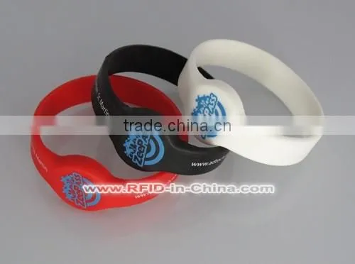 2015 Most Popular RFID Cheap Silicone Wristbands with High Frequency