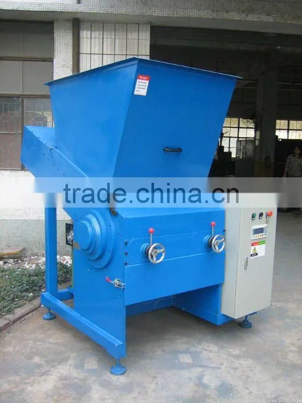 single shaft Shredding/crushing machine