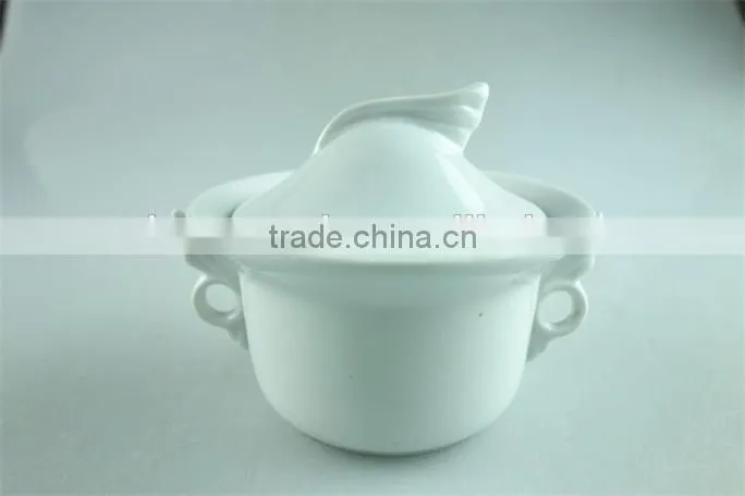 Mini ceramic casserole pot with lid, white ceramic small soup pot for cookware