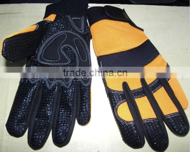 Black Liner Glove Touchscreen