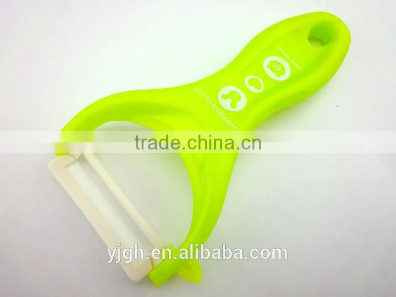 Nice look lovely plastic handle serrated peeler with potato eye dig