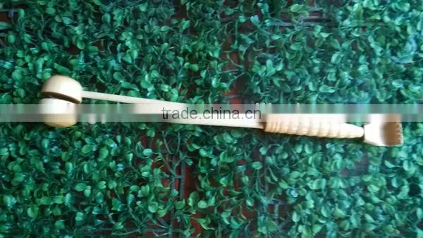 Novelty bamboo massager back scratcher