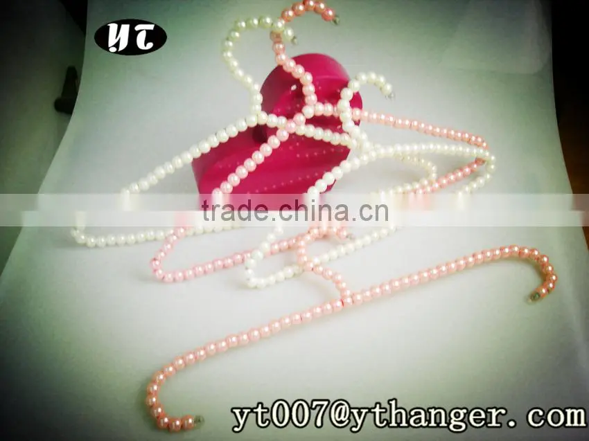PH-YT-051 beautiful wire hanger coated pearl for display